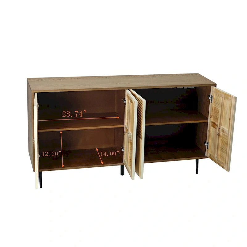 Bahut 4 portes avec panneaux en pin sculpté et pieds en fer