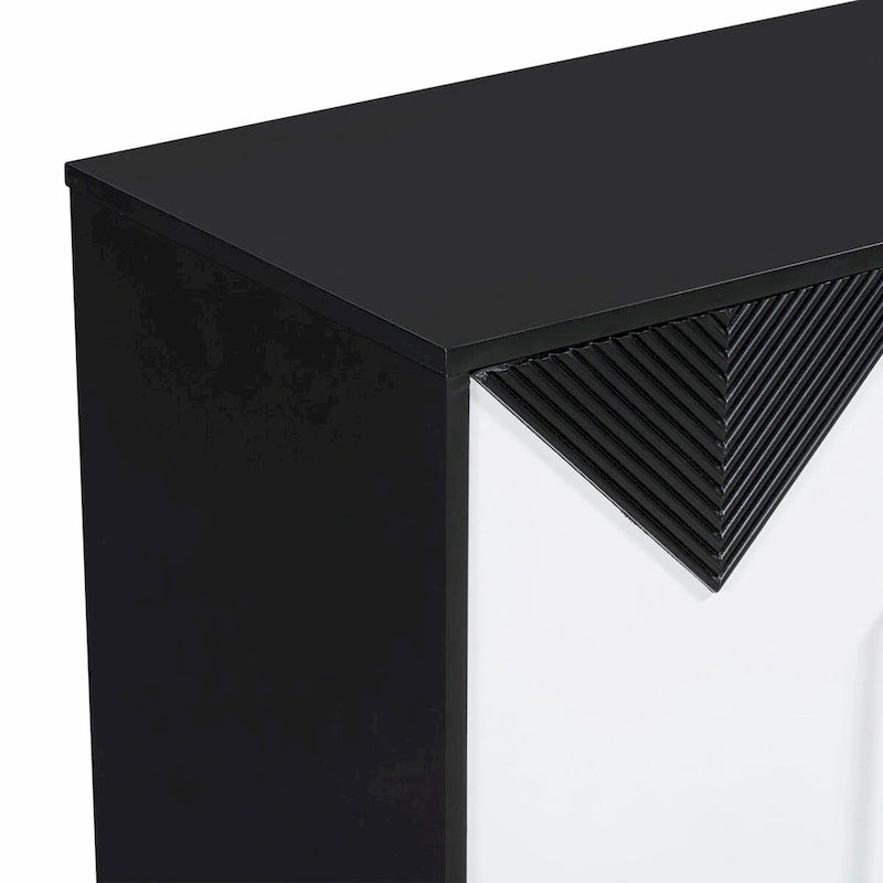 Buffet à motif triangulaire géométrique à quatre portes avec pieds en métal doré