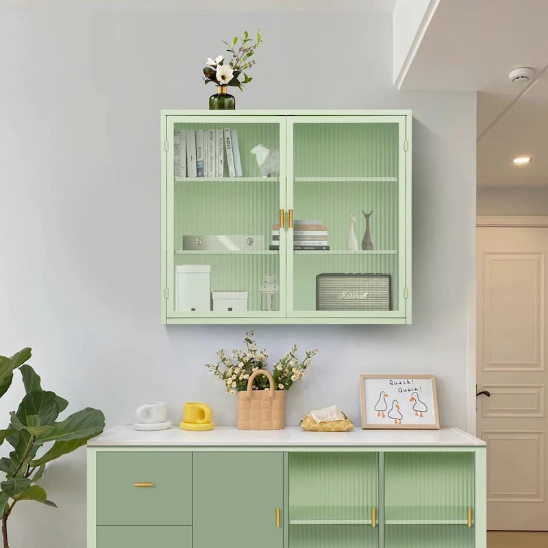 Meuble haut moderne à deux portes avec portes en verre cannelé, noir ou vert menthe, trois niveaux de rangement